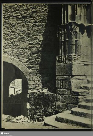 Saint-Esprit: Steinerne Ruhe