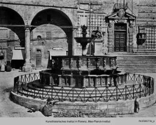 Fontana Maggiore