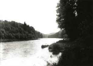 Mittelsächsisches Bergland. Zschopautal unterhalb Mittweida (heute durch Talsperre überstaut) . Blick flußab