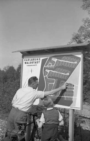 Bau des neuen Stadtteils Waldstadt.