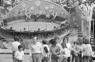 Karlsruher Frühjahrsmess` auf dem Messplatz (Frühjahrsmesse)
