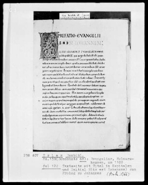 Evangeliar: Seite mit Initiale H