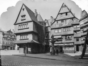 Frankfurt (Main), Gasthaus „Zum Roseneck“ und Binding Bürgerbräu : Frankfurt (Main). Gasthaus „Zum Roseneck“, daneben „Zum Rosenbusch“, Binding Bürgerbräu A.G. , Große Fischergasse 14 und 16/18. Davor der Freiheitsbrunnen.