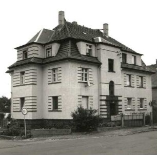Cossebaude-Gohlis, Gartenstraße 36. Wohnhaus (um 1925)