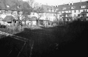Freiburg: Hof im Block Hornus - Karlsruher Straße