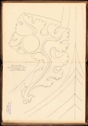 Rathaus, Wesel Fassade: Kantenblume der Wimperge im 1.OG (linker Teil)