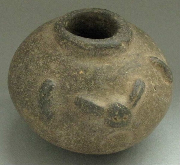 Clay vessel