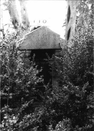 Grabstein 110 (Index: 100093859) Maße HxBxT: 186x70x22 cm: Grabstein 110