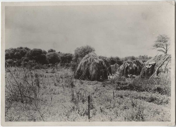 Chulupi-Dorf Esteros am Pilcomayo