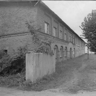 Schlichow. Gutshof : Dissenchen-Schlichow (Cottbus-Dissenchen). Gutshof Schlichow (Herrenhaus von 1780). Nebengebäude