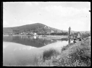 Mainspitze mit Spitzen Turm und Burg