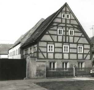 Dresden-Kaditz, Altkaditz 9. Wohnstallhaus (18. Jh.)
