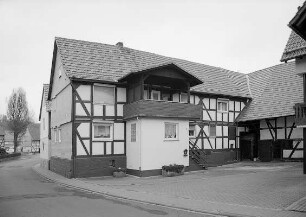 Fachwerkhaus (Fachwerkhaus); Burghaun, Brunnenstraße 2