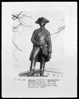 Denkmal für General Hans Karl von Winterfeldt