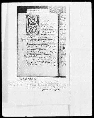 Graduale — Initiale B (enedicta sit), Folio 72verso