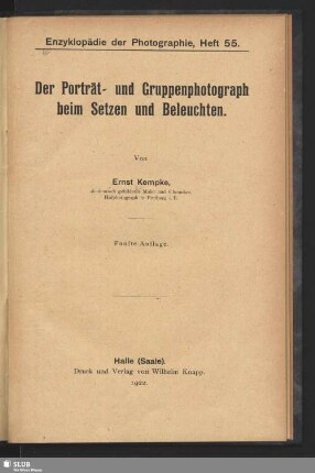 Der Porträt- und Gruppenphotograph beim Setzen und Beleuchten