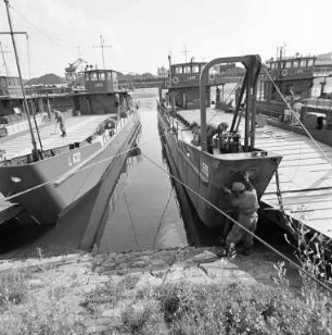 Rhein-Neckar-Fahrt der im Karlsruher Rheinhafen stationierten Flusspionierkompanie 736 der Bundeswehr.