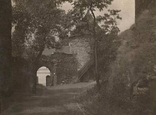 Elsterberg. Burgruine Elsterberg. Tor von innen