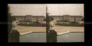 Schloss Schönbrunn von der Gartenseite, Wien
