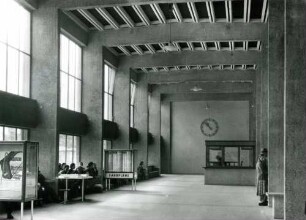Heilbronn Hbf. Empfangsgebäude Schalterhalle