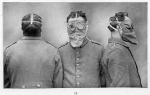 Foto des angelegten französischen T-N-Mundschutzes mit Schutzbrille gegen Kampfgas (Druck)
