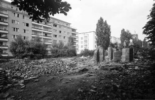 Berlin; Halensee: Freiherr von Steinstraße; Ruine Gronaus Haus