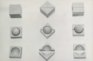 Spielzeug "6" von Mosche Kohen