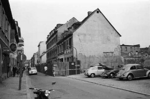 Abbruch der Häuser Zähringerstraße 27 - 33 im Rahmen der Altstadtsanierung.