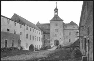 Finsterwalde. Schlossvorhof