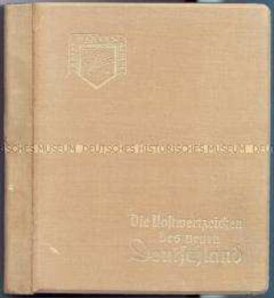 Sammelalbum mit Vordrucken und eingestecken Postkarten aus den Jahren 1933 bis 1944