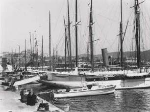 Sanremo. Italienische Riviera. Boote im Hafen