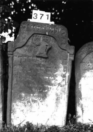 Grabstein 371