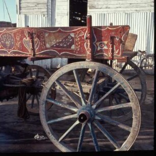 Lesbos, Bunter Bauernwagen. P63