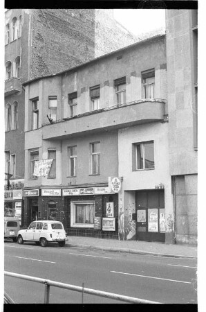 Kleinbildnegative: Besetztes Haus, Bülowstr. 89, 1981