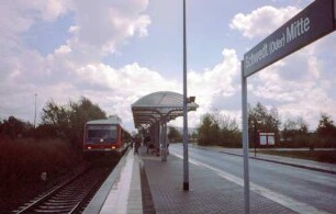 Schwedt-Mitte Bahnsteig Bahnsteigüberdachung VT 628 634