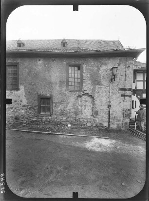 Beichlingen. Ehem. Schloß (Erweiterung E. 16. Jh. und 18. Jh.). Hofansicht