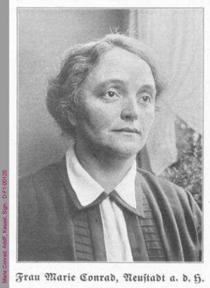 Porträt von Marie Conrad