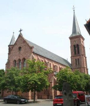 Kath. Pfarrkirche St. Nikolaus (Kirche, kath.); Rodgau, Vordergasse 18