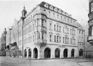Löwen-Apotheke Dresden-Altstadt : Löwen-Apotheke (1913-1914; Hans Erlwein, zerstört am 13./14.2.1945). Eckansicht. Dresden-Altstadt, Wilsdruffer Gasse 1 Ecke Altmarkt
