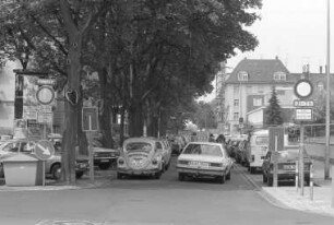Forderungen zur nächtlichen Sperrung der Südendstraße zwischen Hirschstraße und Boeckhstraße mittels einer Schranke