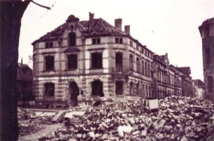 Zerstörtes Gebäude der Papierhandlung Werner. Detmold. Wiesenstraße. Sammlung Blanke