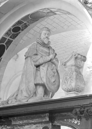 Grabmal Heinrich I. von Lothringen, Duc de Guise, Detail: Grabfigur des Verstorbenen