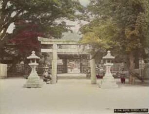Eingang zum Ikuta-Schrein 生田神社の入口