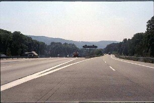 Einfahrt in Halbdirekte Nord (Heidelberg Richtung Stuttgart) von Fahrbahn West (Heidelberg Richtung Basel)