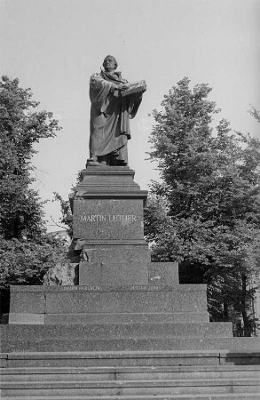 Luther-Denkmal, Neuer Markt in Berlin : Luther-Denkmal, Neuer Markt in Berlin