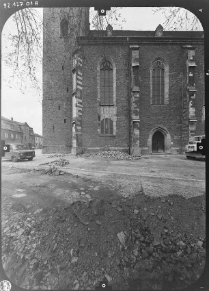 Schneeberg. Wolfgangskirche (1516-1540). Teilansicht von Süden