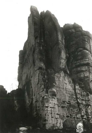 Sächsische Schweiz, Schrammsteine. Falkenstein. Seilschaft Alfred Loos bei der Erstbegehung des Eckweges (VIIa)