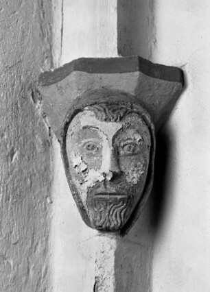 Konsole mit Männerkopf