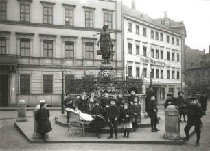 Leipzig, Roßplatz : Leipzig. Mägdebrunnen (Werner Stein, Bronze, 1906), Roßplatz