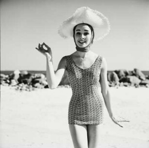 Modeaufnahme, Modell Sondra Peterson (Mademoiselle)